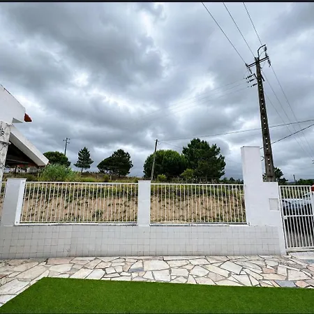 Dom wakacyjny Pinehills Torres Vedras